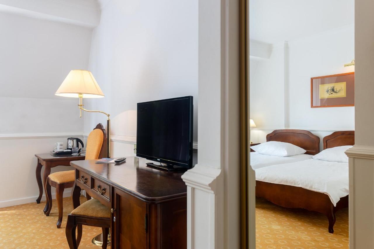 Hotel Szrenicowy Dwor Шклярска Поремба Екстериор снимка